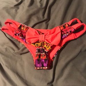 Dollboxx bikini bow bottom large
